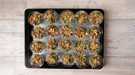 סלט קינואה פיצוחים עשיר